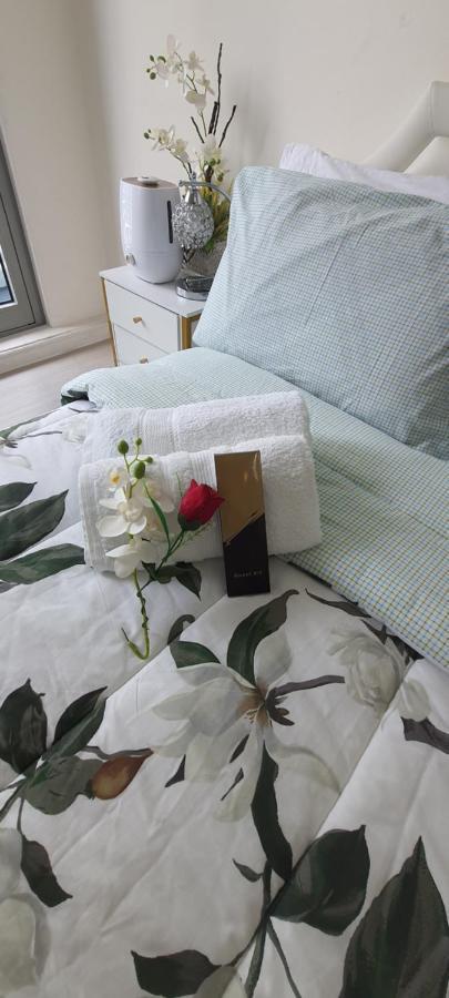 Jn Condotel The Azure Urban Resort Residences Paranaque City Ngoại thất bức ảnh
